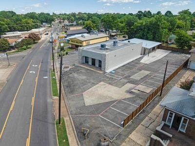 Aerial view of Paris Venue showing location and parking