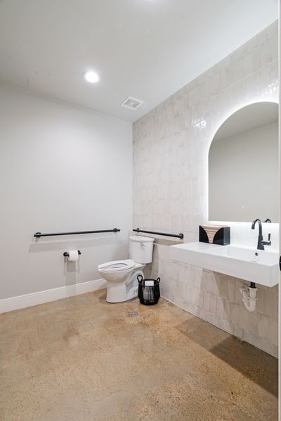 Modern bathroom fixtures