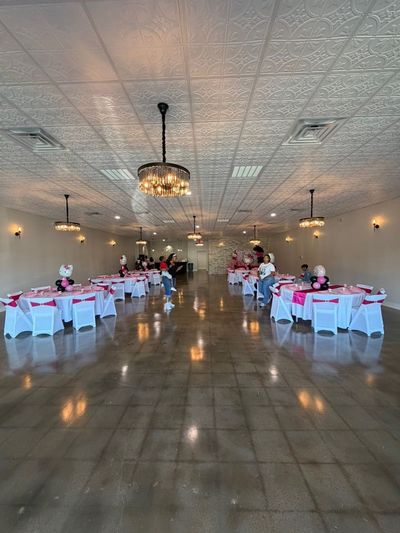 Hello Kitty birthday ballroom setup